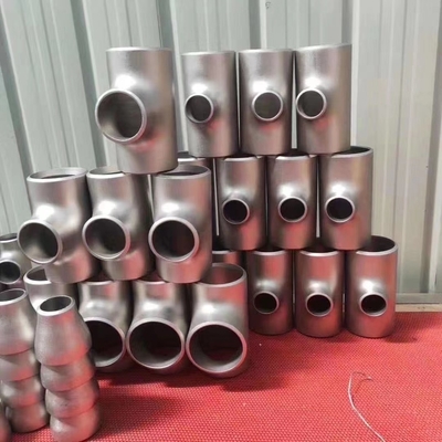 Sch 20 encaixes cabendo do aço carbono ASTM A420 WPL6 do T do T de redutor Dn1200