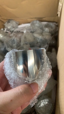Encaixes de tubulação sem emenda de aço inoxidável da programação 40 do cotovelo 60mm do RUÍDO 1,4307 1,4404