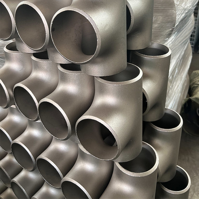 Os T do aço carbono EN1092-1 20mm/A355 soldaram a diminuição do T para equipamentos do encanamento